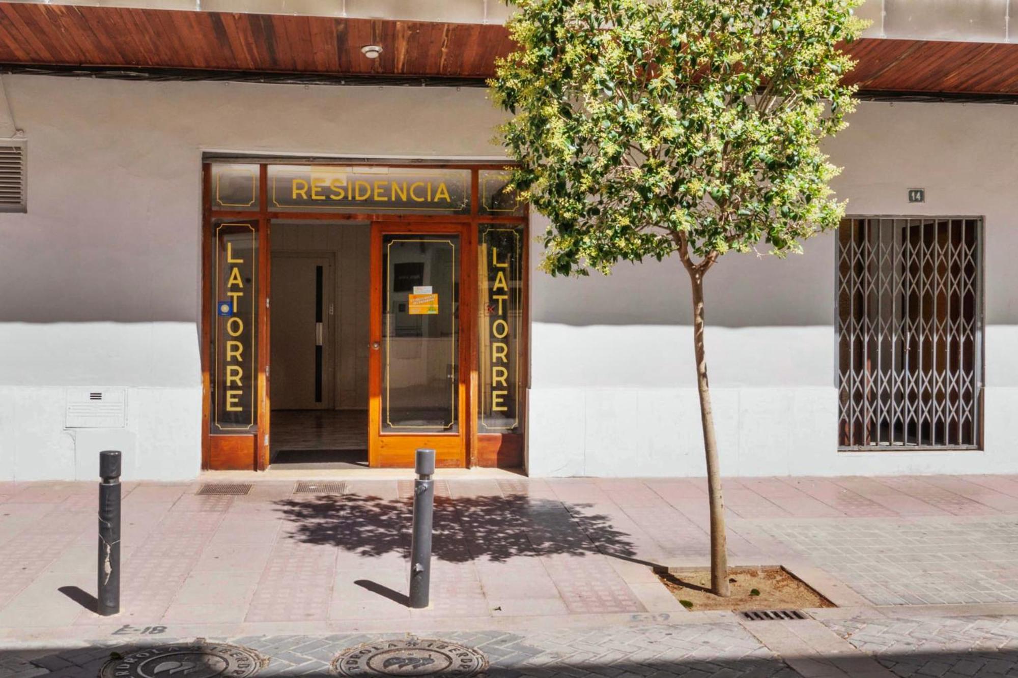 Hostal La Torre Benicàssim Zewnętrze zdjęcie