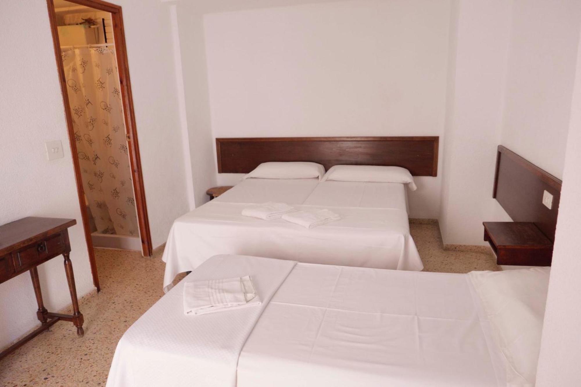 Hostal La Torre Benicàssim Zewnętrze zdjęcie